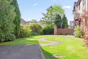 Photo 40- click for photo gallery